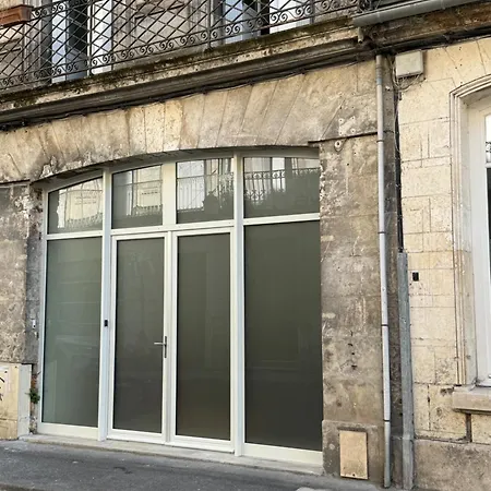 Argence T2 Apartment *